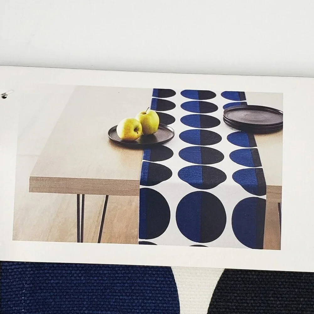 3B Studio‎ Blue Geometric Circle Table Runner 14